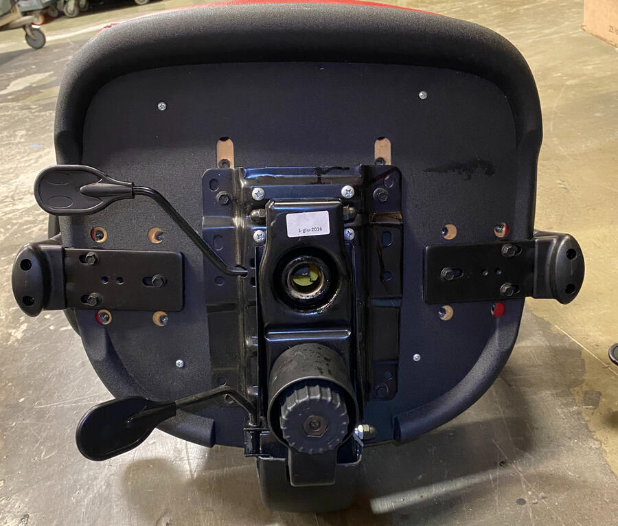 Used office chair evaluation for buy-back